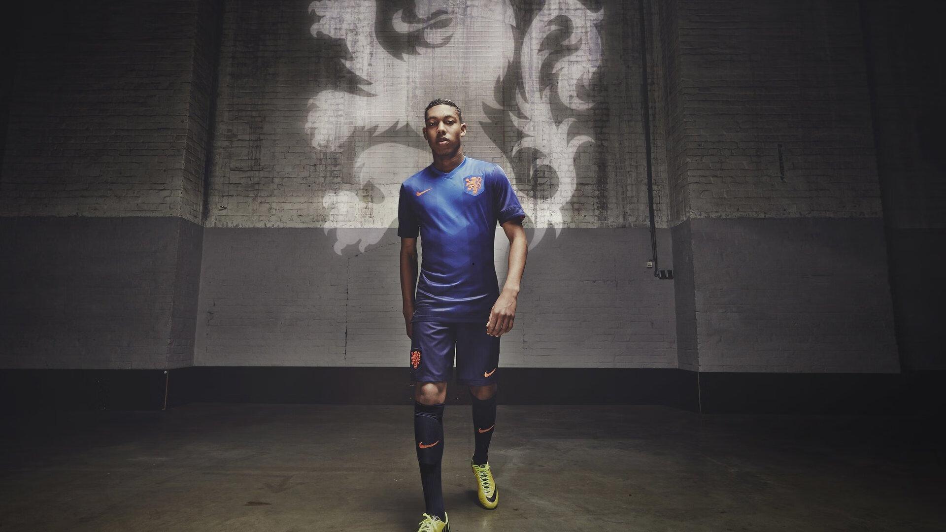 击剑健儿军训淬火 钢铁意志助力巴黎征程