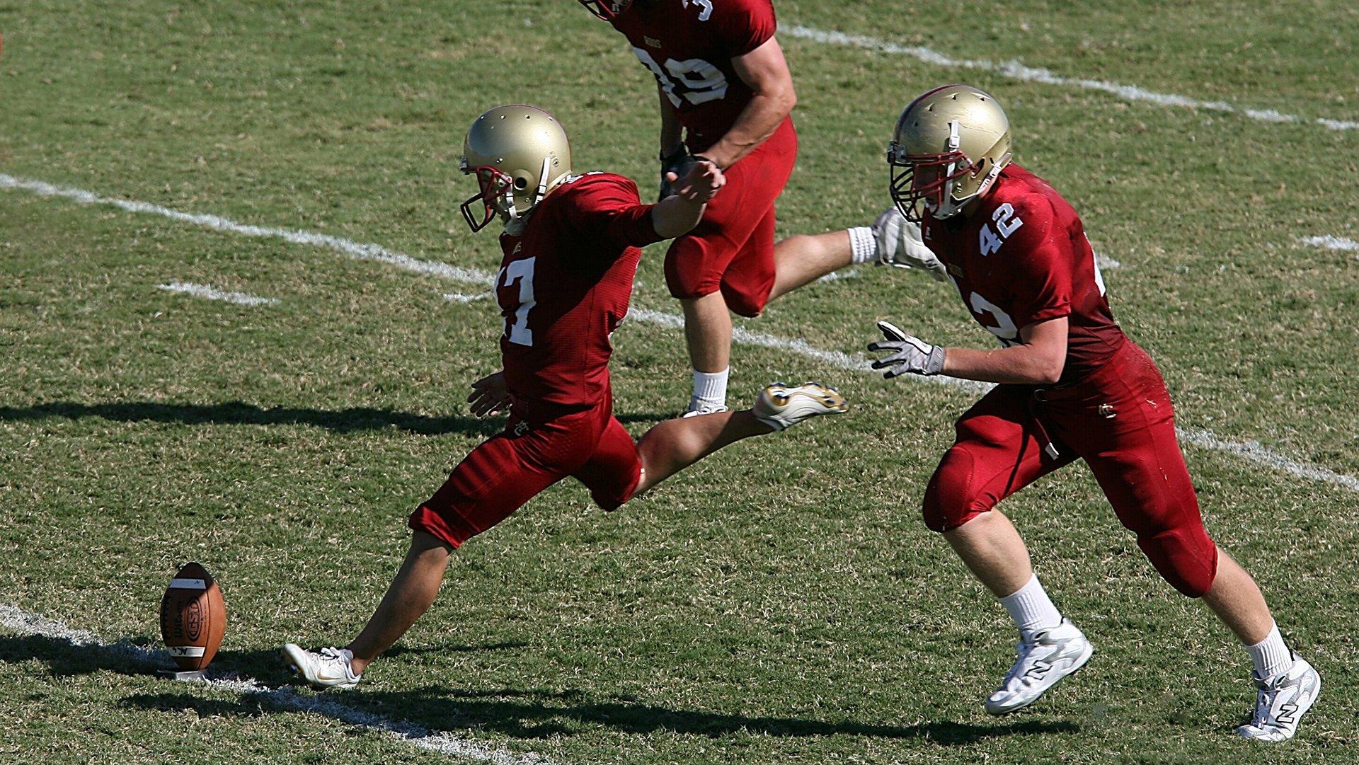 小贝林接刀山球犯规染红！科瓦奇痛批科贝尔传球失误致多特蒙德失分